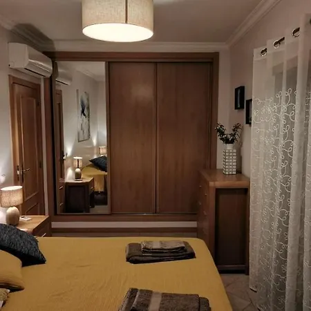 Olhos De Agua Apartment